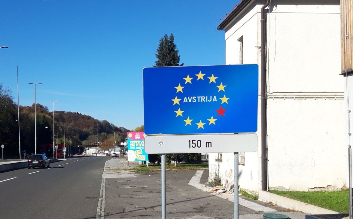 „Wartezone Spielfeld“