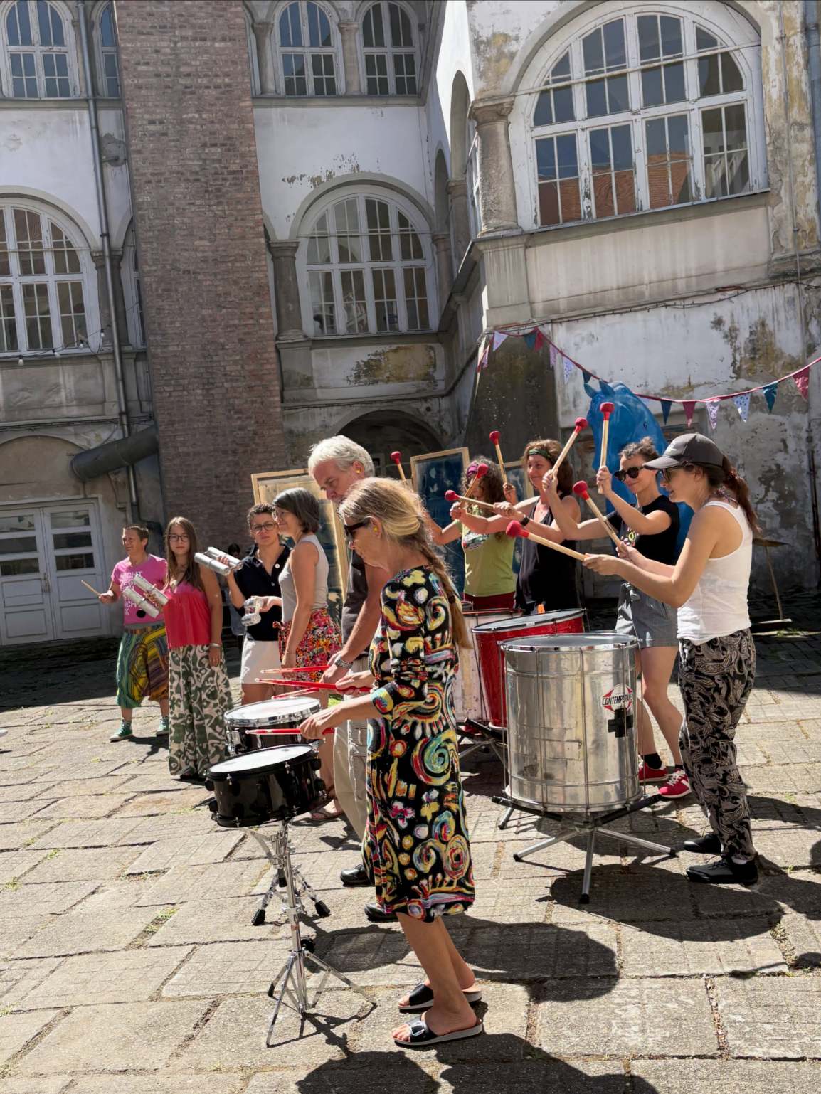 🥁Fulminantes Debüt für Nora Muramba beim Festival des&nbsp;Wahnsinns☀️